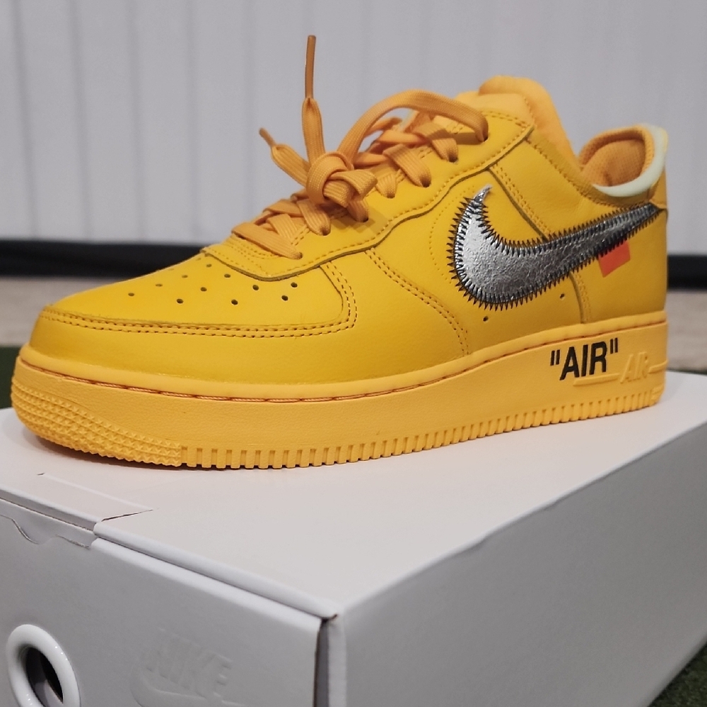 Nike Air Force 1 Yellow Silver Sneakers